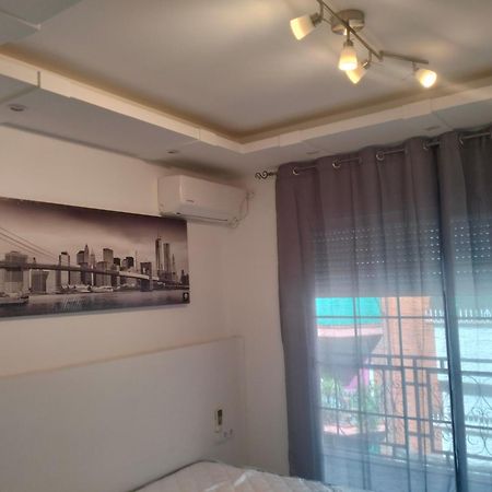 Apartamento Warm Harbor Santa Coloma de Gramenet Exterior foto